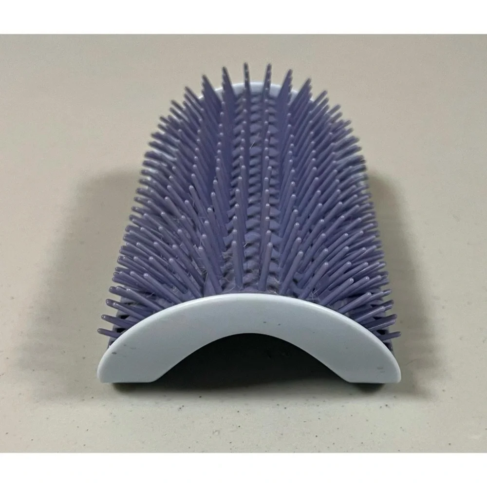 Corner Wall Cat Pet Brush Grooming Tool with Slots for Catnip on the Sides 🐈‍⬛
